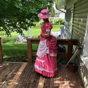 Victorian  Steampunk  dress!!